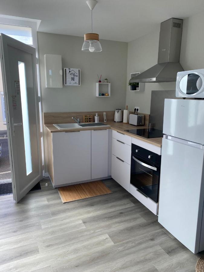 קונייאק Charmante Maison Avec Cour Privative מראה חיצוני תמונה